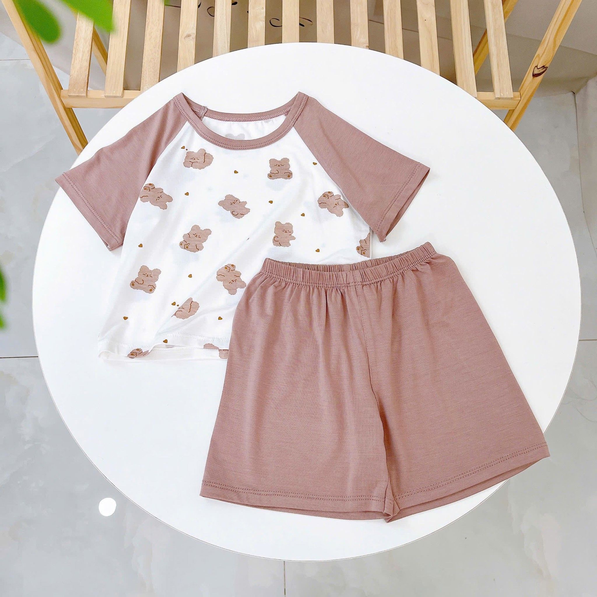  Bộ đùi bé trai 95% sợi sồi Modal Ice Cool Lá Homewear A324, đồ bộ bé trai cộc tay raglan phối hình xe gấu trúc mát 