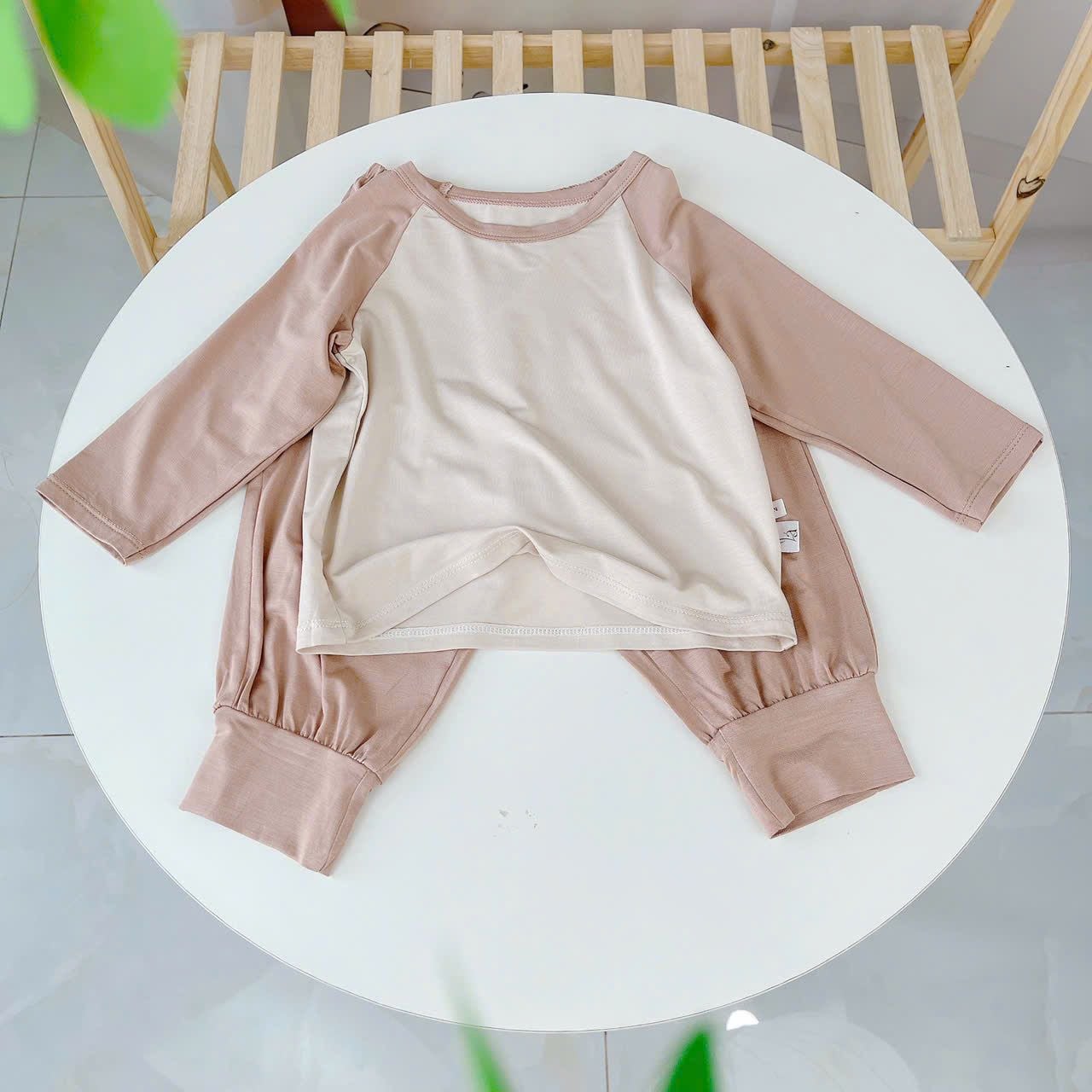  Bộ dài tay cho bé 95% sợi sồi Modal Ice Cool Áo Lá Homewear A300, đồ bộ ngủ bé trai bé gái tay raglan quần chống muỗi 