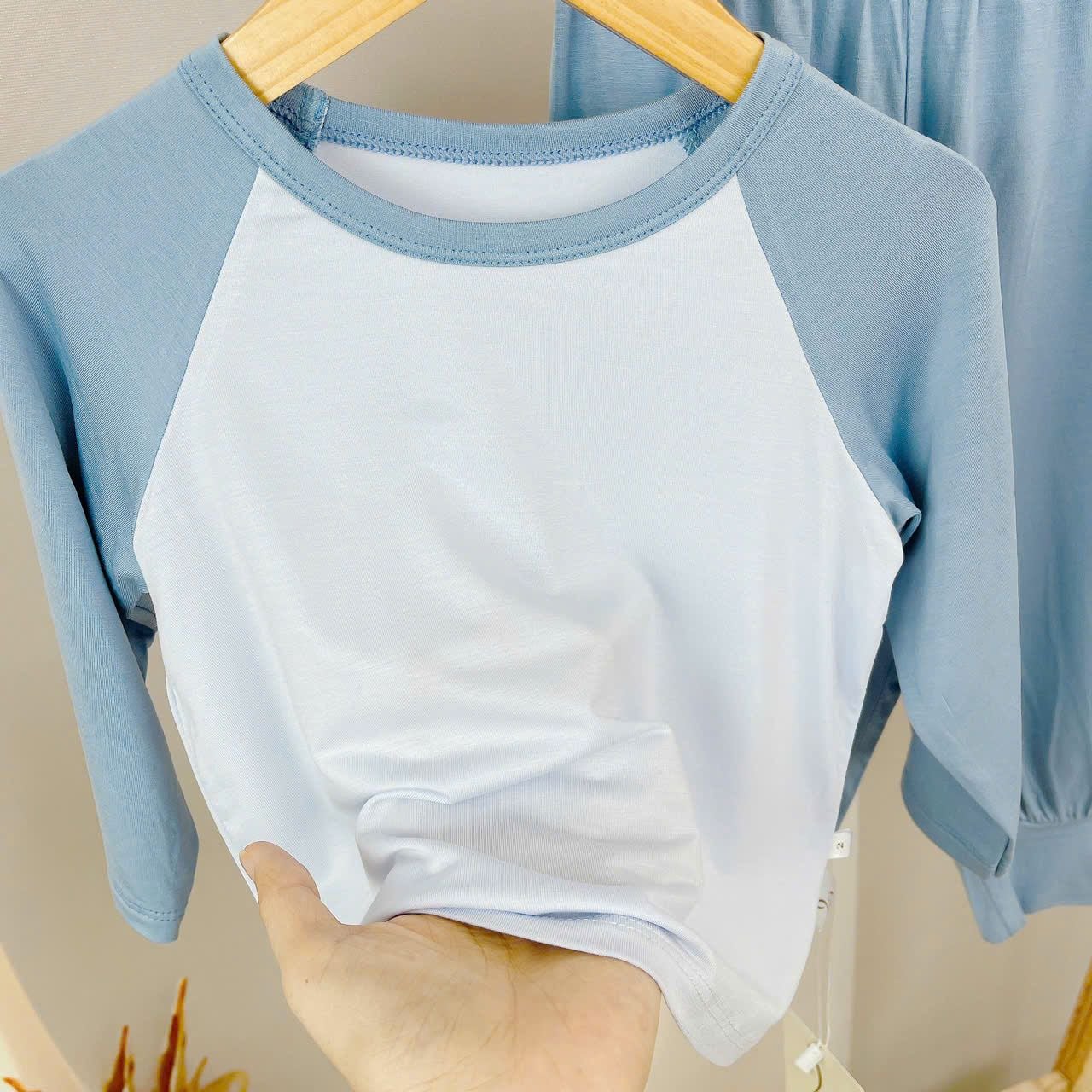  Bộ dài tay cho bé 95% sợi sồi Modal Ice Cool Áo Lá Homewear A300, đồ bộ ngủ bé trai bé gái tay raglan quần chống muỗi 