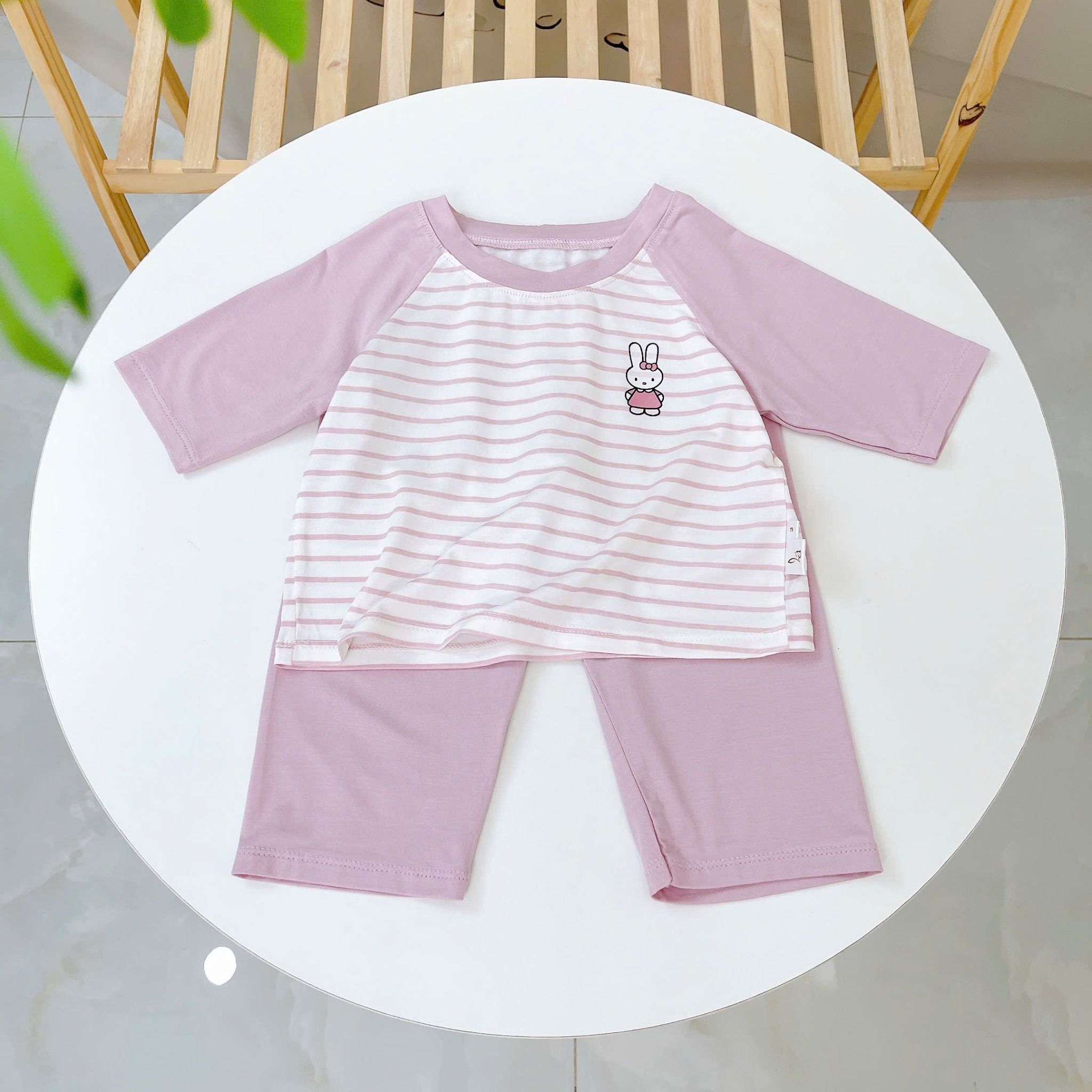  Đồ bộ ngủ cho bé 95% sợi sồi Modal Ice Cool Áo Lá Homewear A322, tay lỡ quần dài họa tiết sọc ngang in hình dễ thương 
