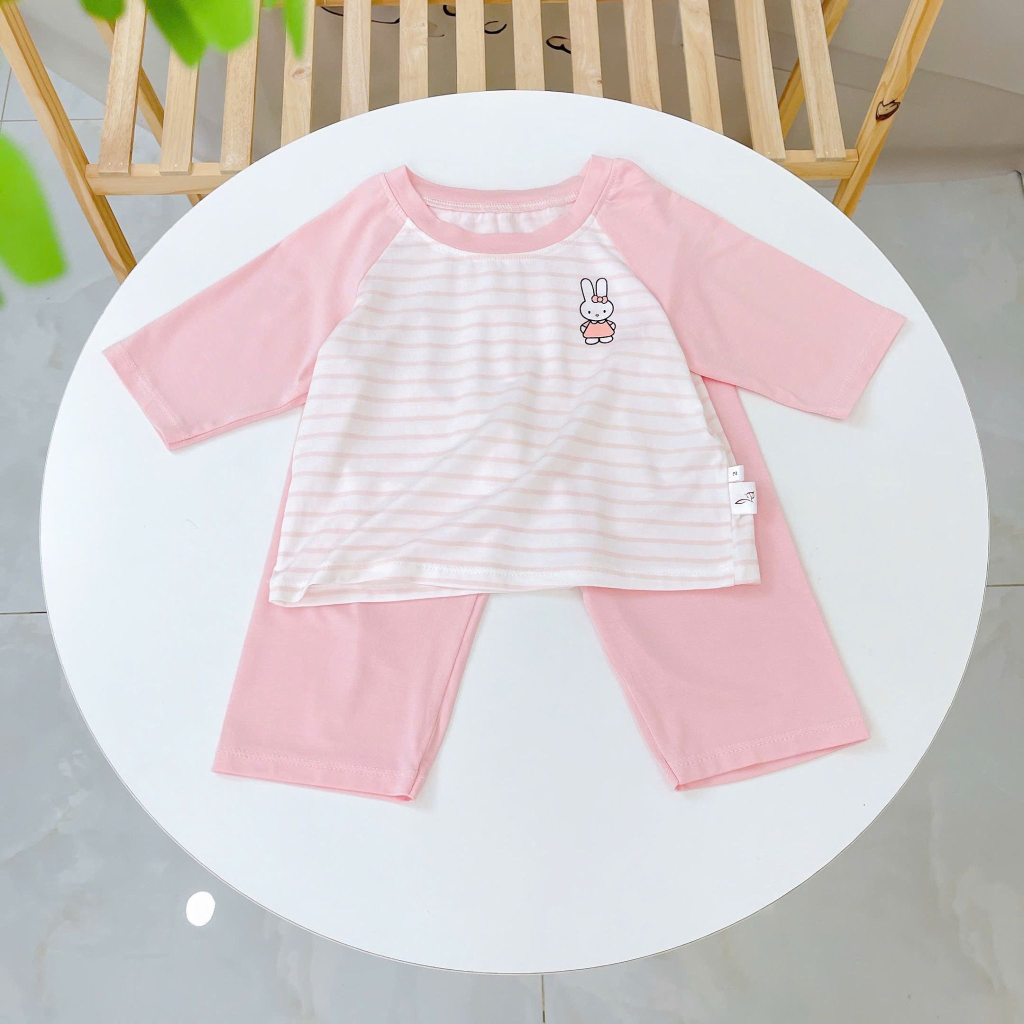  Đồ bộ ngủ cho bé 95% sợi sồi Modal Ice Cool Áo Lá Homewear A322, tay lỡ quần dài họa tiết sọc ngang in hình dễ thương 