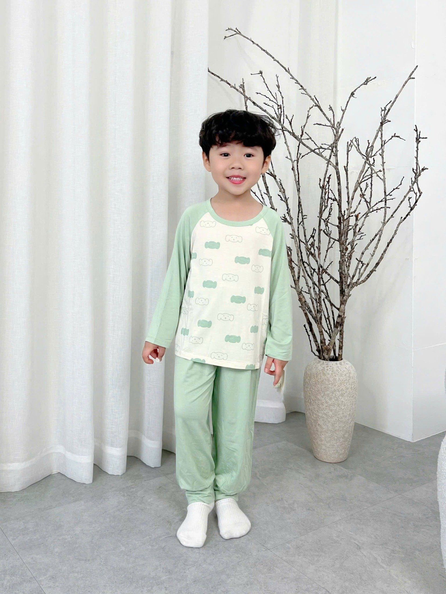  Bộ dài tay cho bé 95% sợi sồi Modal Ice Cool Áo Lá Homewear A300, đồ bộ ngủ bé trai bé gái tay raglan quần chống muỗi 