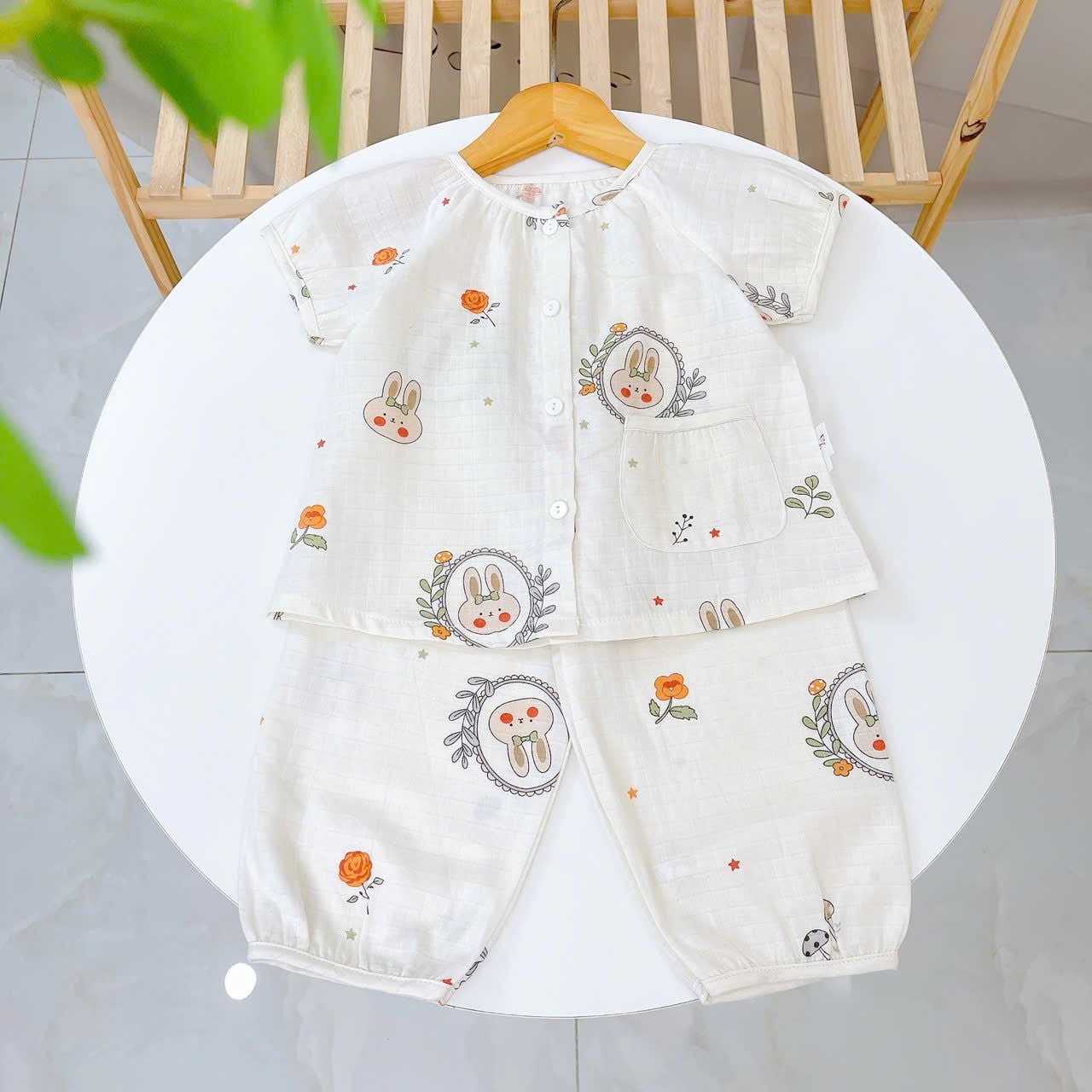  Bộ tay ngắn quần dài xô cotton Lá Homewear A339, đồ ngủ cộc tay bé gái quần bí dễ thương mềm mát 