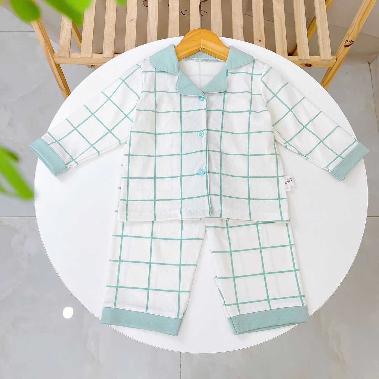  Pijama cho bé Lá Homewear A347, bộ dài tay mặc ngủ bé trai bé gái họa tiết kẻ chấm bi Lyocell Cotton mềm mướt thấm hút 