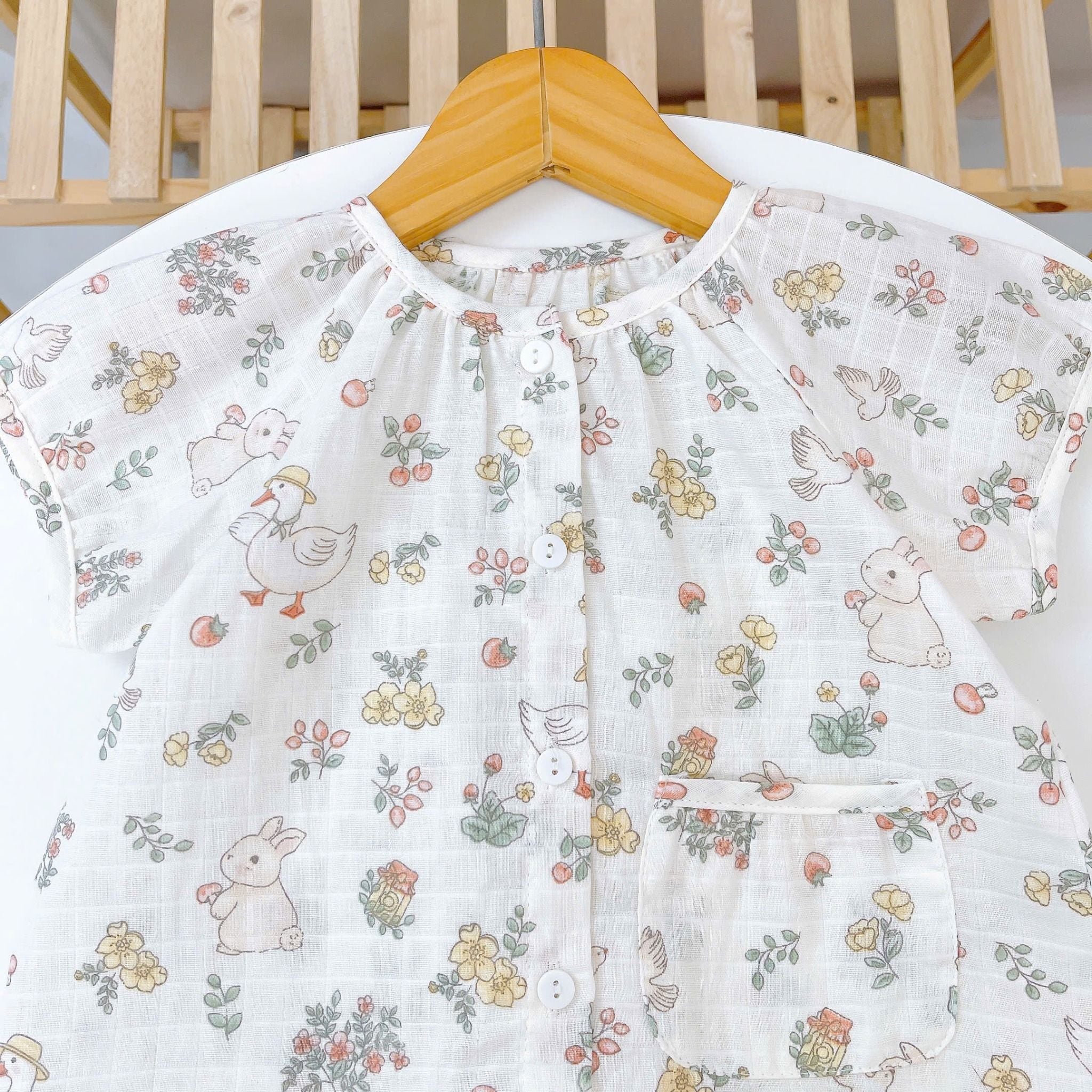  Bộ tay ngắn quần dài xô cotton Lá Homewear A339, đồ ngủ cộc tay bé gái quần bí dễ thương mềm mát 