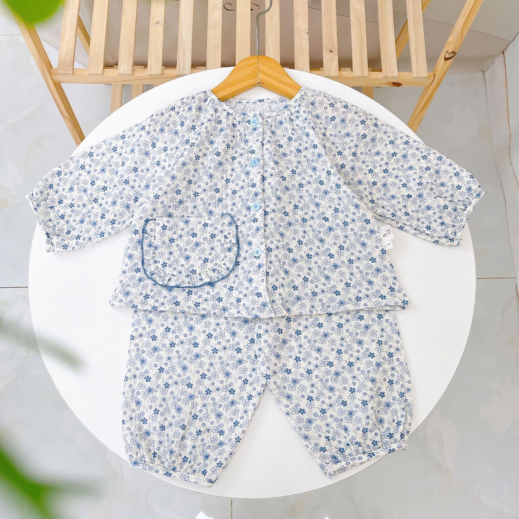  Pijama bé gái xô muslin Áo Lá Homewear A096, đồ bộ dài tay bé gái mặc ngủ xô đũi 