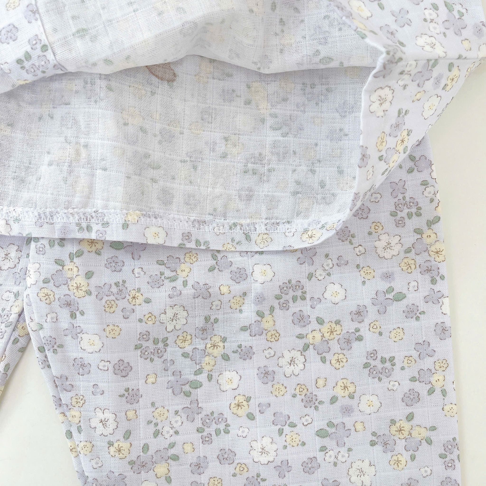  Pijama cho bé gái tay ngắn quần dài vải xô cotton Lá Homewear A378, đồ bộ xô bé gái babydoll họa tiết dễ thương 