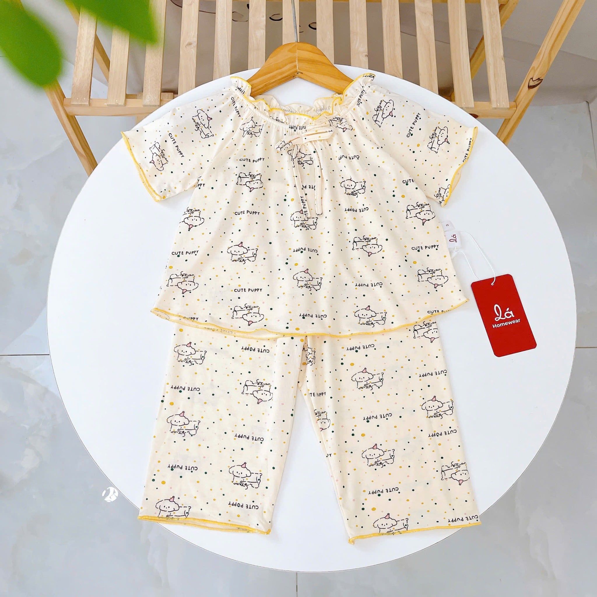  Bộ tay ngắn quần dài bé gái 95% sợi sồi Modal Ice Cool Áo Lá Homewear A379 mềm mướt mát lạnh babydoll dễ thương 