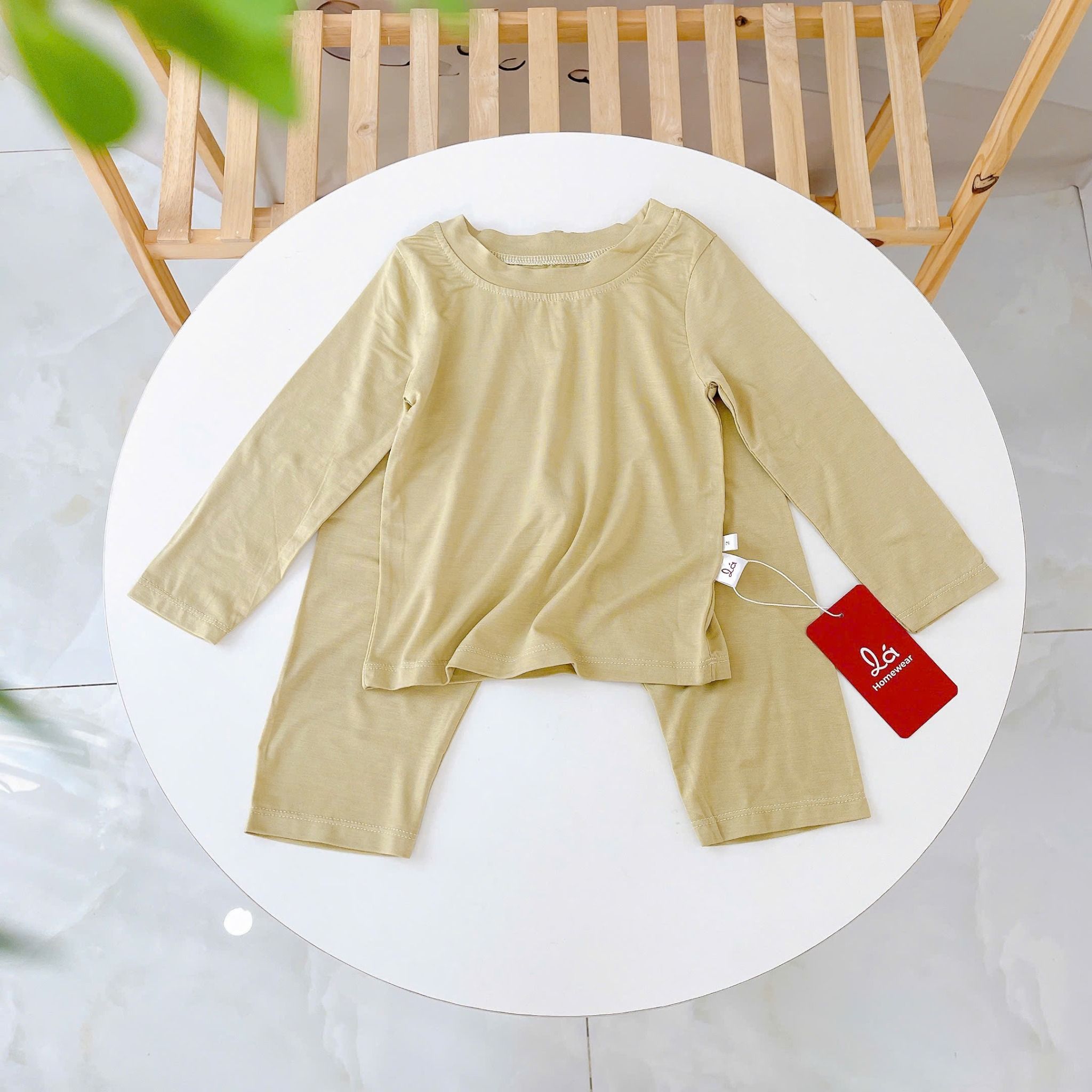  Bộ dài tay bé trai 95% sợi sồi Modal Ice Cool Áo Lá Homewear A245 mềm mướt mát lạnh, đồ dài mặc ngủ bé trai hình xe 