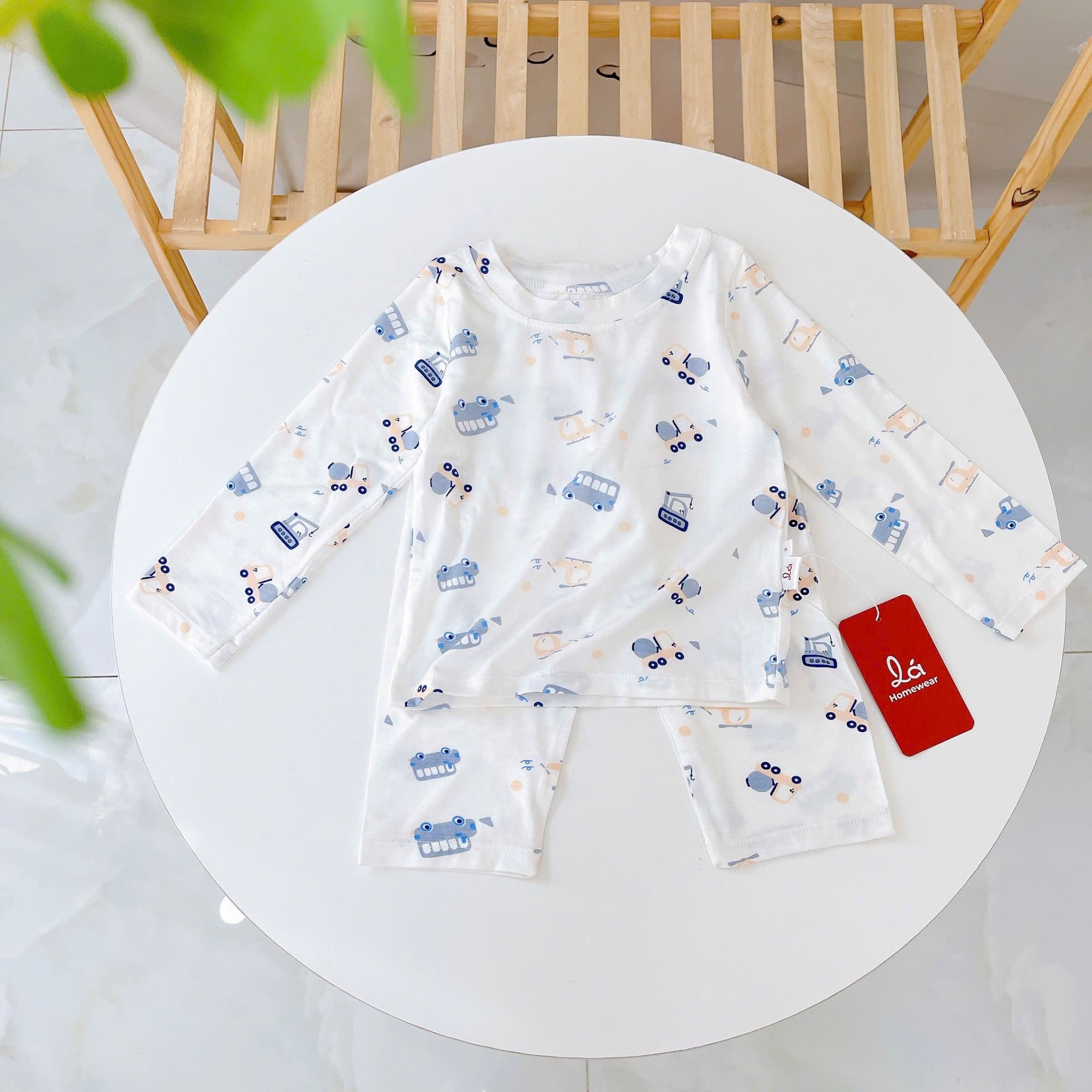  Bộ dài tay bé trai 95% sợi sồi Modal Ice Cool Áo Lá Homewear A245 mềm mướt mát lạnh, đồ dài mặc ngủ bé trai hình xe 