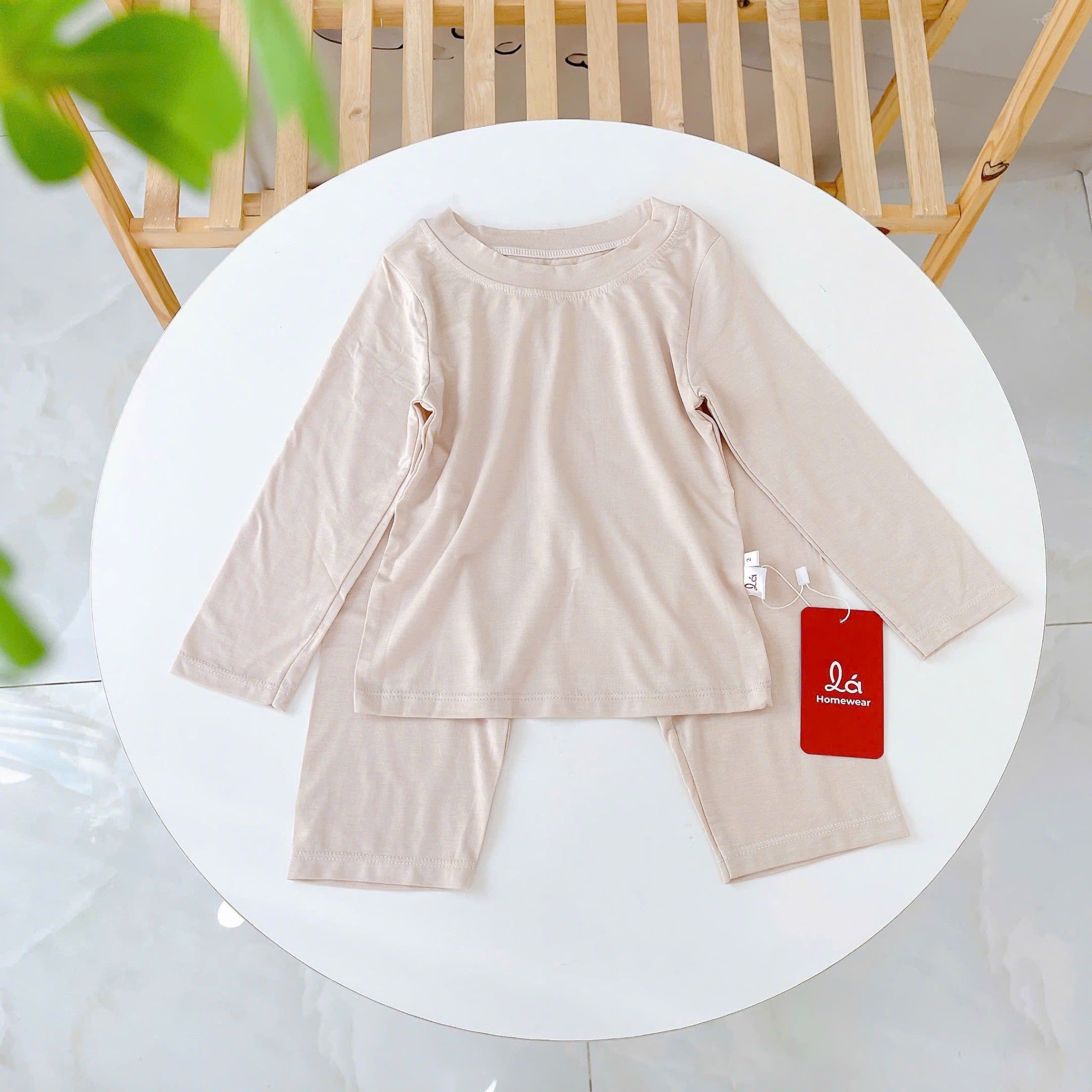  Bộ dài tay bé trai 95% sợi sồi Modal Ice Cool Áo Lá Homewear A245 mềm mướt mát lạnh, đồ dài mặc ngủ bé trai hình xe 