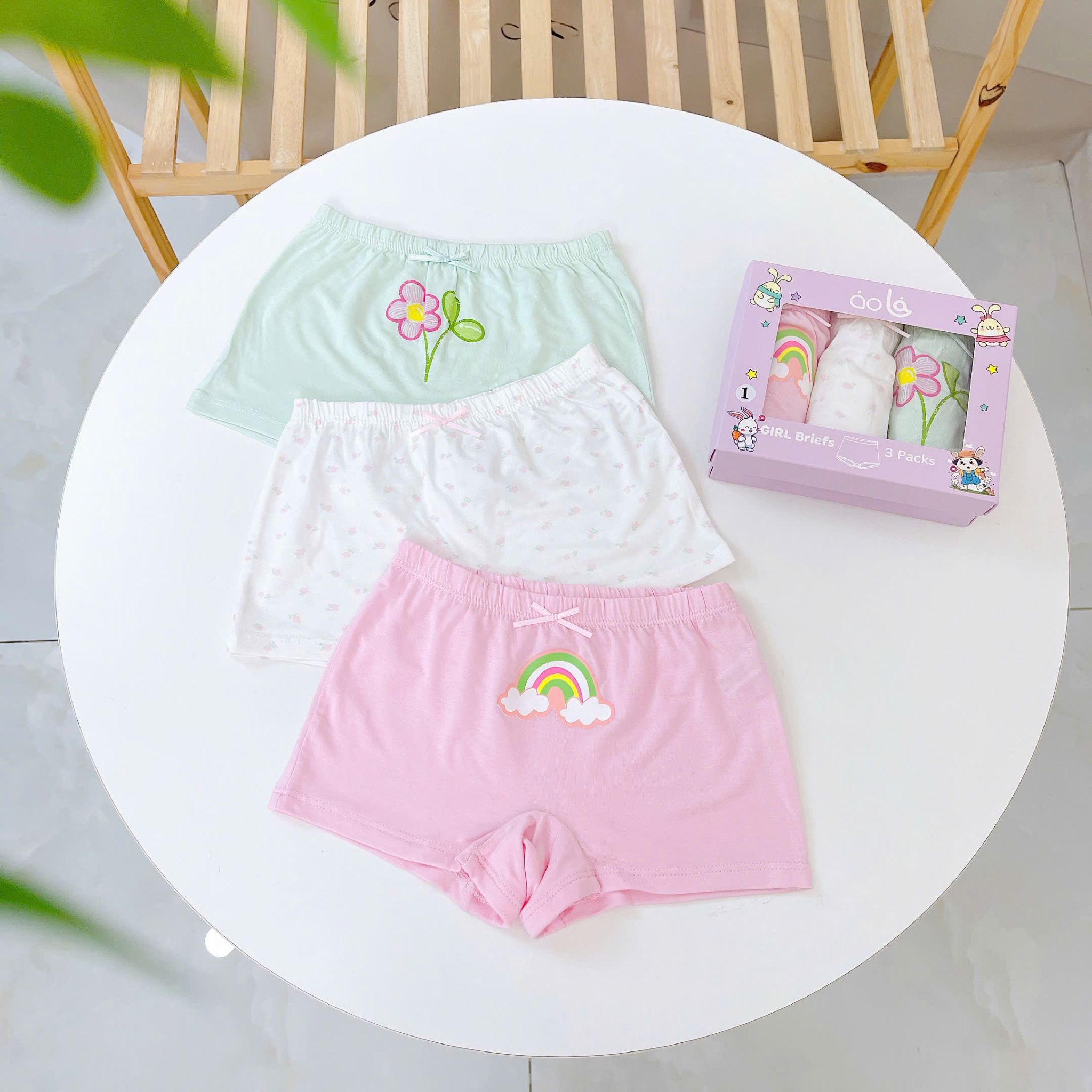  Quần chip đùi bé gái 95% Modal sợi Sồi Lá Homewear A392, combo 3 quần lót trẻ em gái cinnamorol 