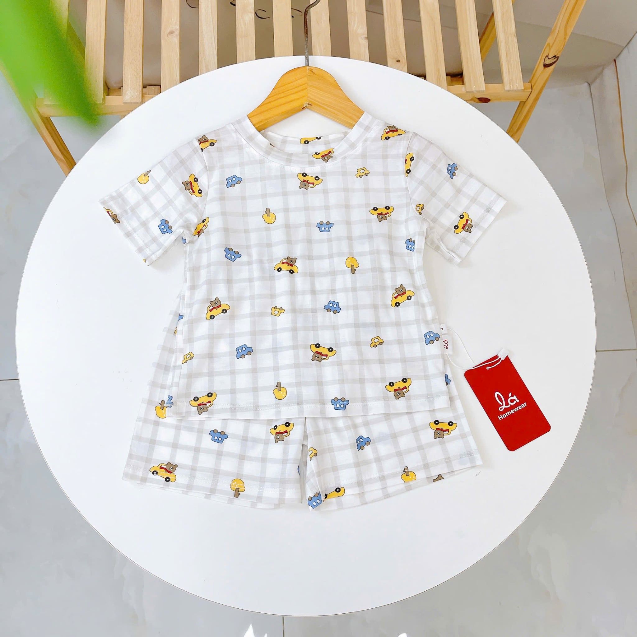  Bộ đùi bé trai Tencel Lycra mỏng mát lạnh Lá Homewear A268, bộ cộc tay cho bé mặc hè hình khủng long gấu trúc phi hành 