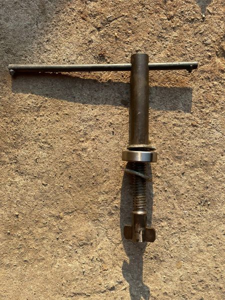  Vam khung định vị 