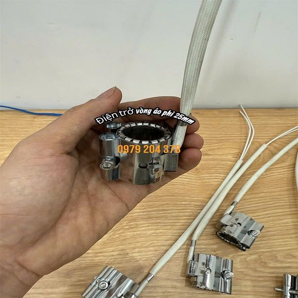  Điện trở vòng áo phi 25mm cho máy ép nhựa 