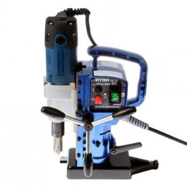 may-khoan-tu-nitto-ao-5575a