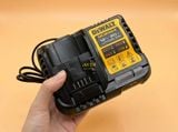 Bộ Sạc Pin 10.8-18V Dewalt DCB1104-B1