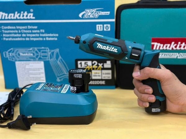 Máy vặn vít dùng pin Makita TD022DSE 7.2V chính hãng