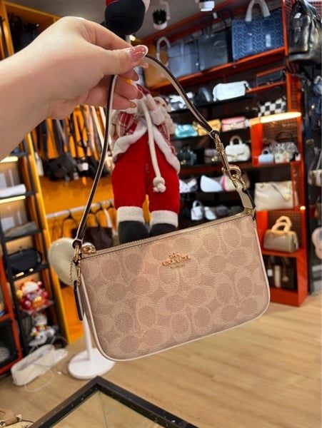  TÚI COACH NOLITA 19 MONO KEM VIỀN TRẮNG CÓ TAG 