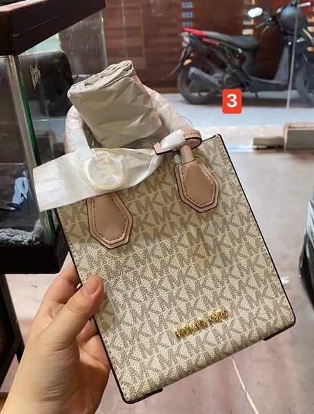  Túi Michael Kors MK Mercer Extra-Small Logo and Leather Crossbody Bag Màu Nâu 