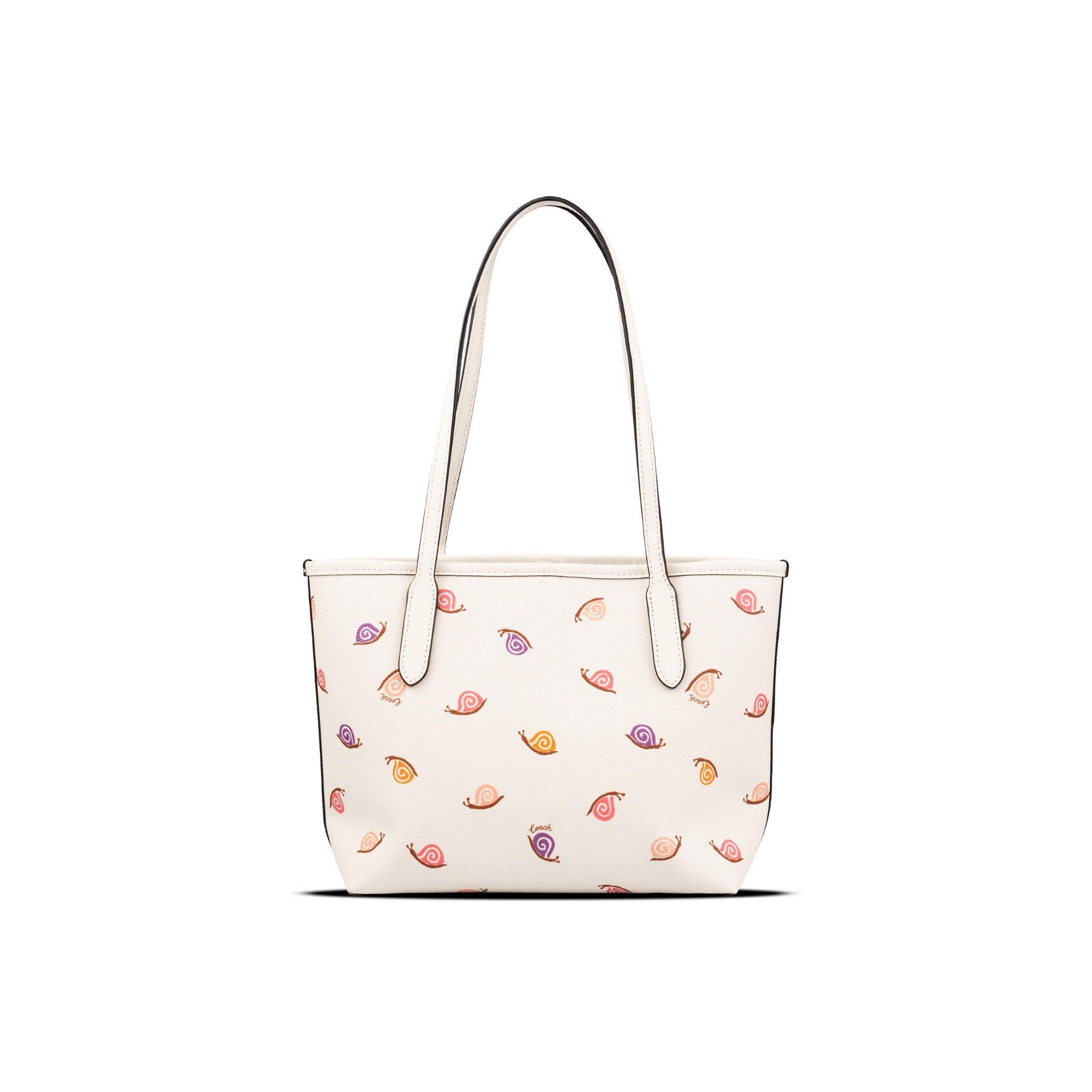  Túi Coach Small City Tote With Snail Print In Silver/Chalk Multi Trắng Họa Tiết Ốc Sên 
