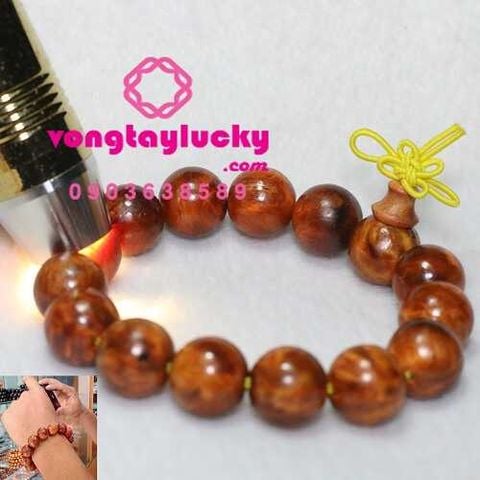 vòng tay gỗ huyết long, vòng tay gỗ huyết rồng, vòng tay gỗ huyết long nu, vòng tay mệnh mộc, gỗ huyết rồng hợp mệnh gì?
