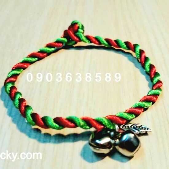 Chỉ màu handmade tết tay lắc chân các kiểu 30-40K/chiếc