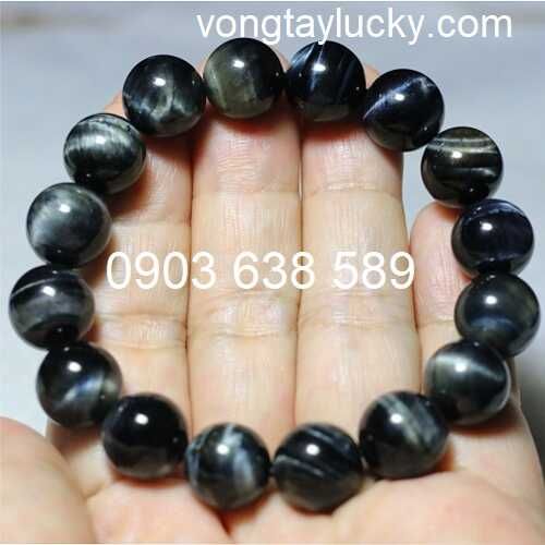 Vòng tay đá mắt hổ đen tự nhiên10 li dành cho người mạng thủy: