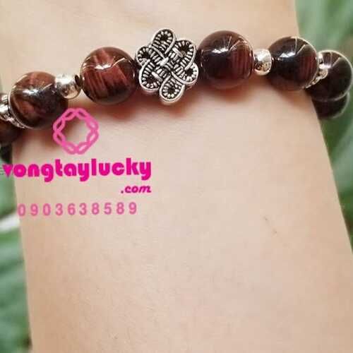 Vòng tay đá mắt hổ đỏ 8li xen bi bạc và biểu tượng cát tường bạc Thái 925
