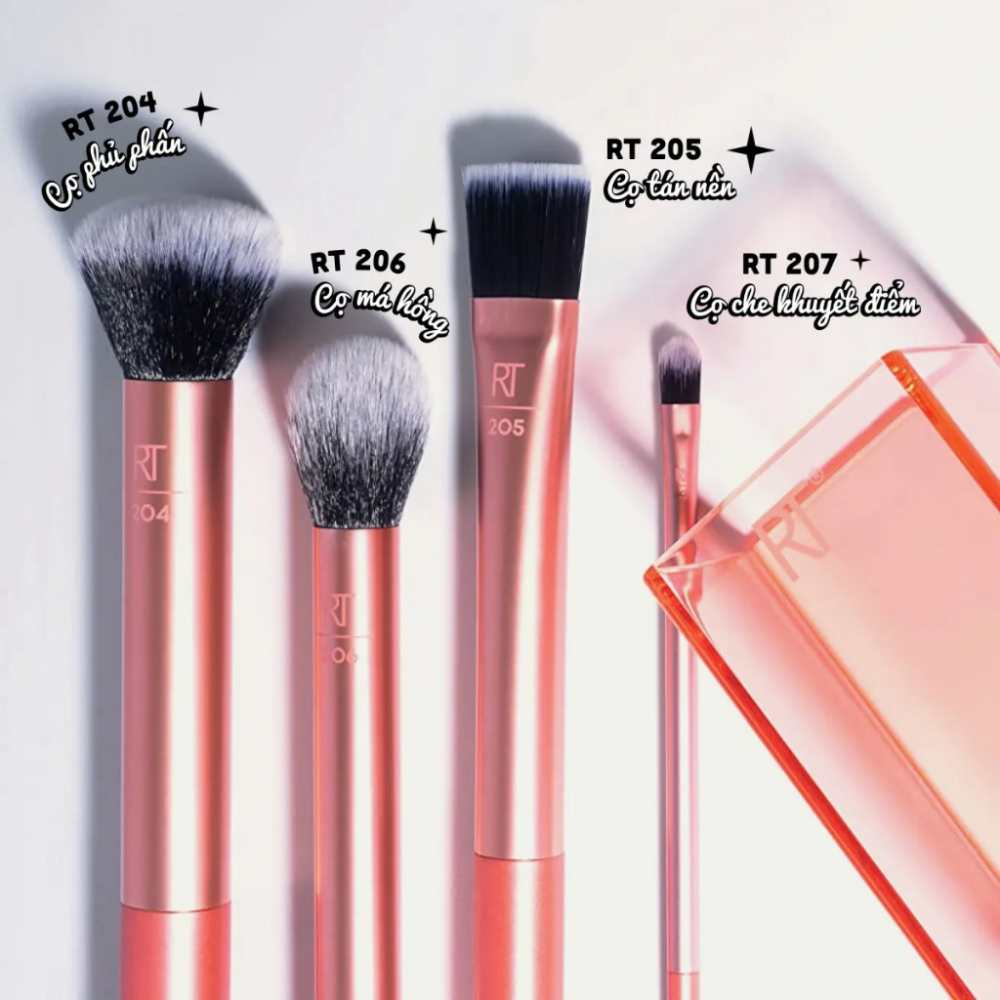  Bộ Cọ 4 Cây Kèm Hộp Đựng RT Real Techniques Flawless Base Set 