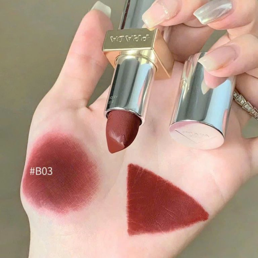  Son Highend Prada Monochrome Hyper Matte Lipstick #B03 Mahogany 
