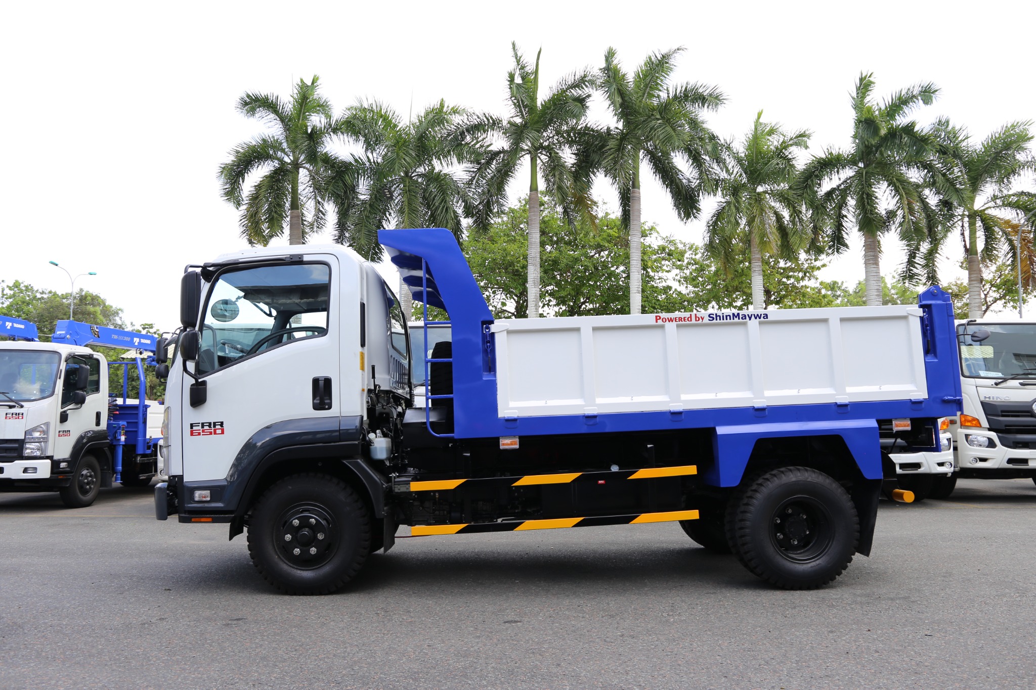 Xe ben ISUZU FRR 6 tấn 4 bửng mở