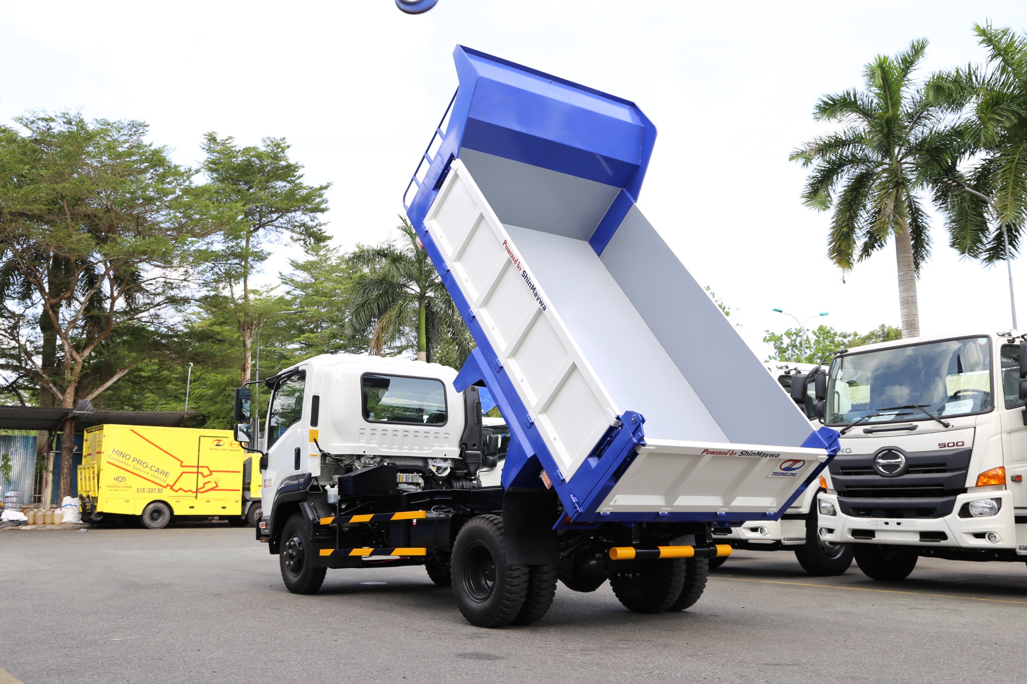 Xe ben ISUZU FRR 6 tấn 4 bửng mở