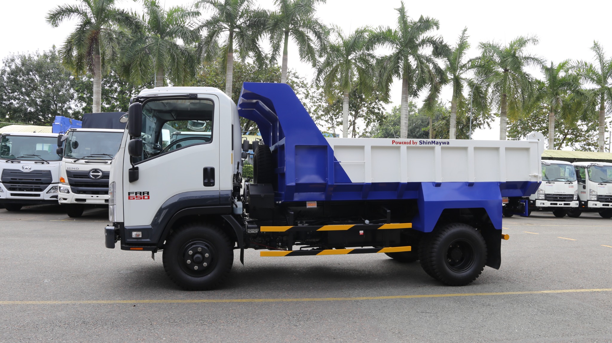 Xe ben ISUZU FRR 6 tấn 4 bửng cố định