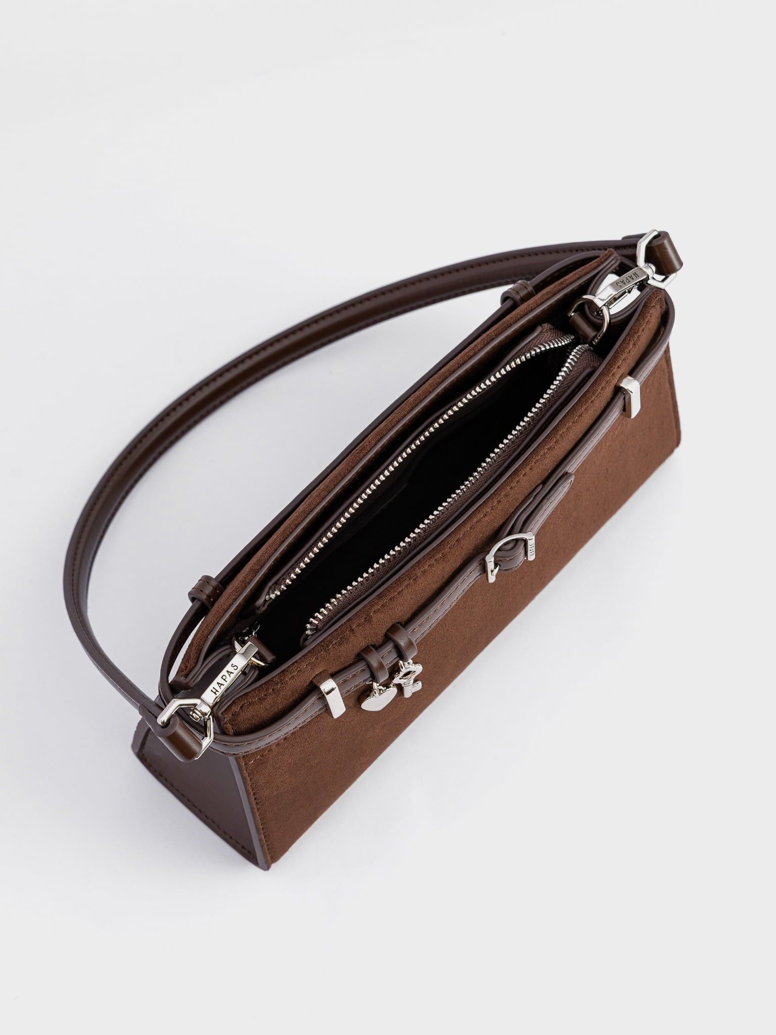  Túi Đeo Vai Charm Đôi Lockie Size 26 