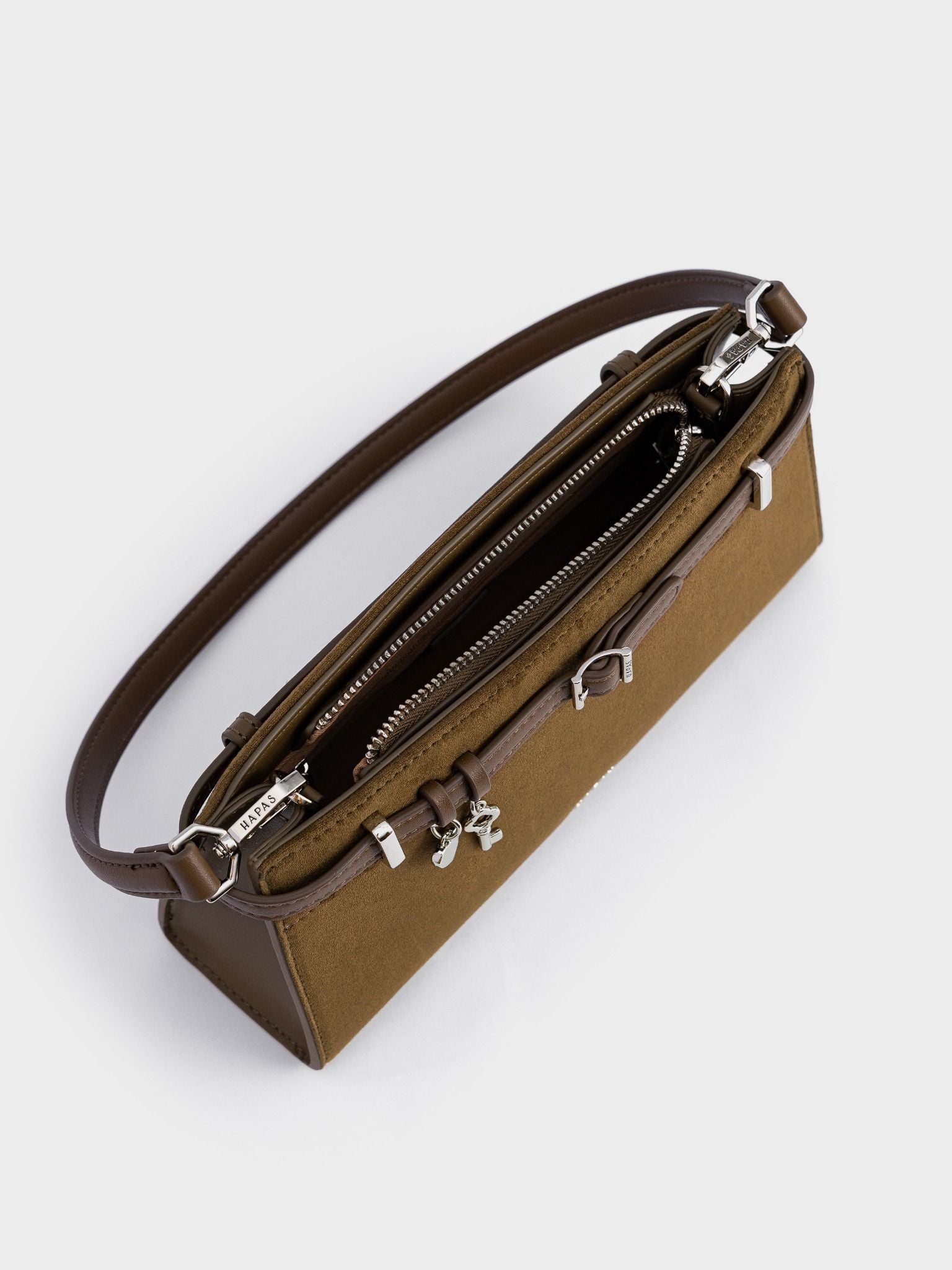  Túi Đeo Vai Charm Đôi Lockie Size 26 