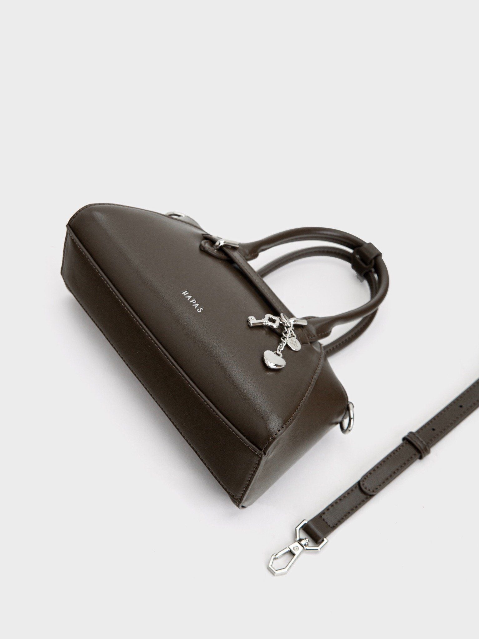  Túi Xách Tay Charm Tim Dearie Size 23 