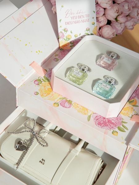 CB Tidy Hộp Yêu Yêu 2025 - Trắng