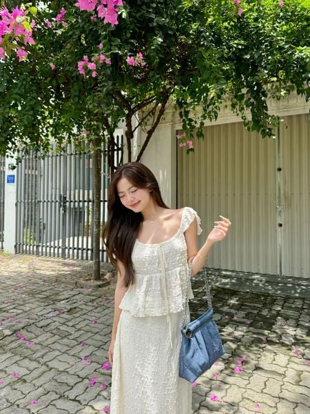 Túi Đeo Vai Quai Đôi Tag Tròn Size 24 - Xanh Ghi