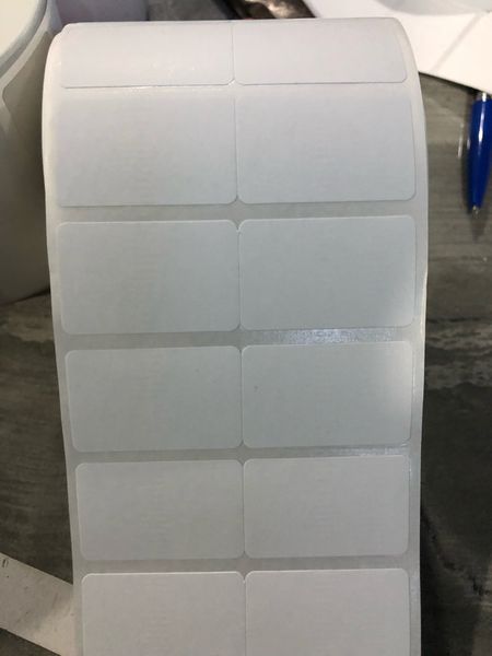 Giấy decal nhiệt 35x22x30m (2 tem 1 hàng)