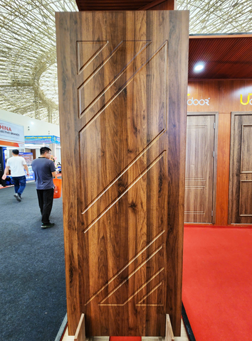 Cửa Composite Phay Huỳnh HA03.82H321J