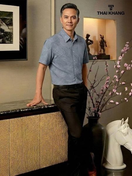 Áo sơ mi nam ngắn tay trung niên THÁI KHANG vải lụa co giãn ATK59