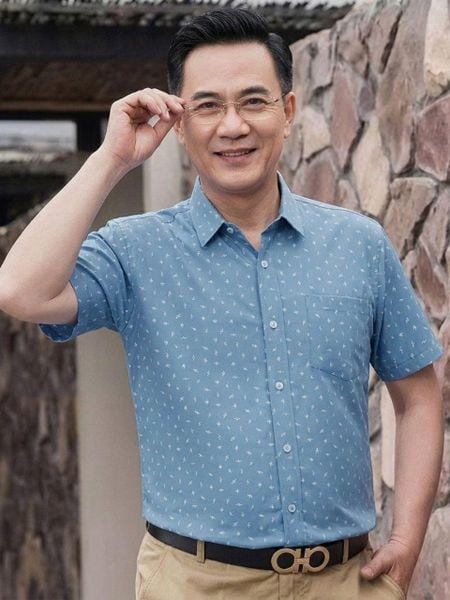 Áo sơ mi nam ngắn tay trung niên THÁI KHANG vải lụa ATK15