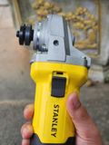  MÁY MÀI GÓC CẦM TAY STANLEY SG7100-750W 