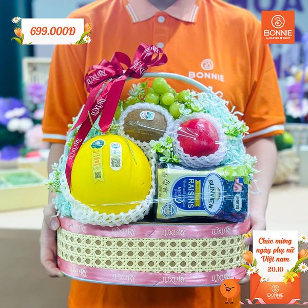 Giỏ quà 20/10 Trái Cây & Nho Khô Hộp Oval Có Đế