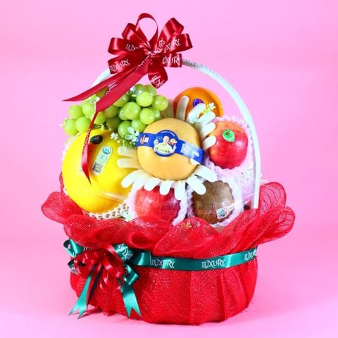 Giỏ quà 20/10 Trái Cây & Nho Khô Hộp Oval Giấy Thấp