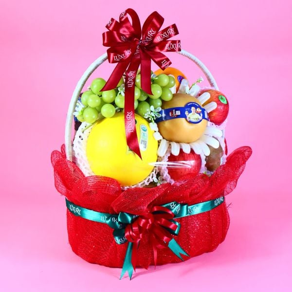 Giỏ quà 20/10 Trái Cây & Nho Khô Hộp Oval Giấy Thấp