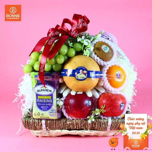 Giỏ quà 20/10 Trái Cây & Nho Khô Giỏ Lẵng Mây Nhỏ
