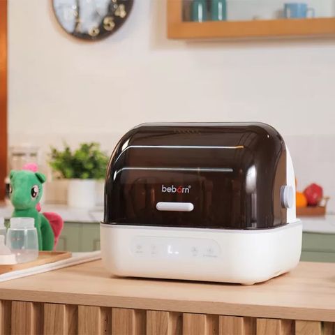 Máy úp bình sữa, tiệt trùng UVC, sấy khô và bảo quản Beborn SB02