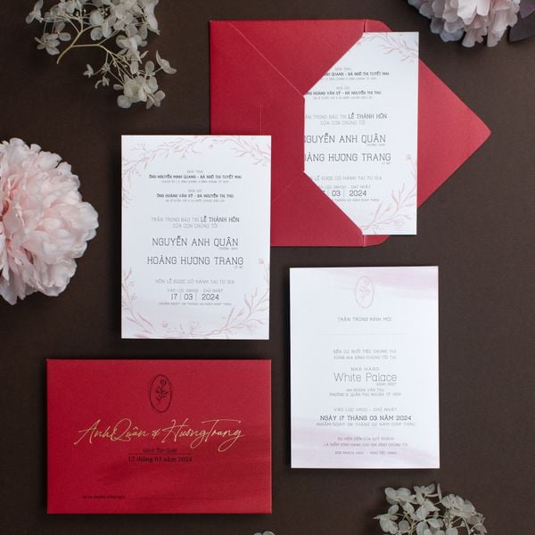 Thiệp Cưới Đỏ Ánh Kim Vệt Hồng Đánh Thức Vẻ Đẹp Cổ Điển - TL-C022
